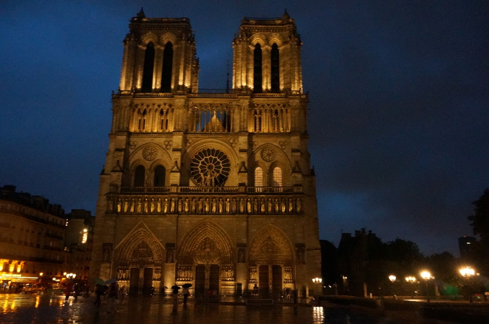 notredame6400.jpg